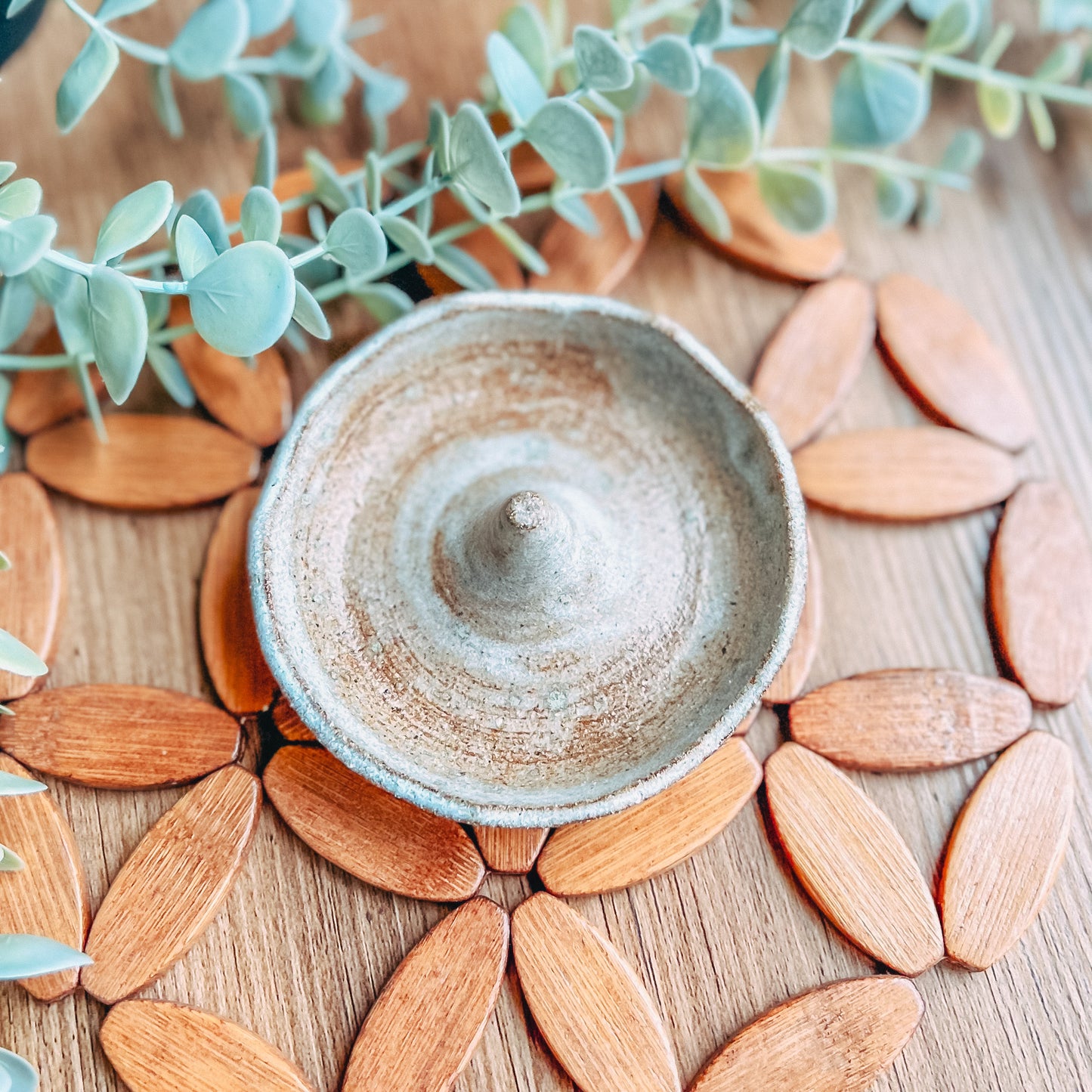 Country White Ring Bowl