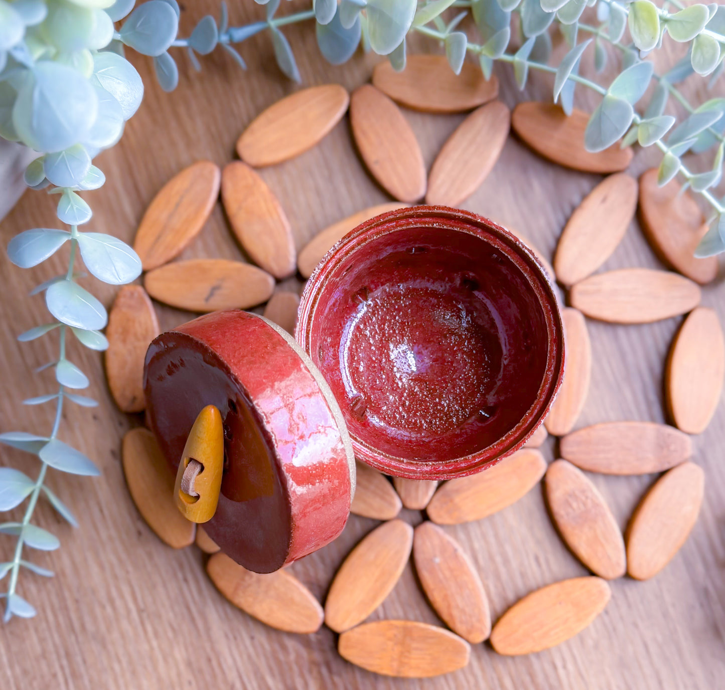 Sangria Garlic Keeper