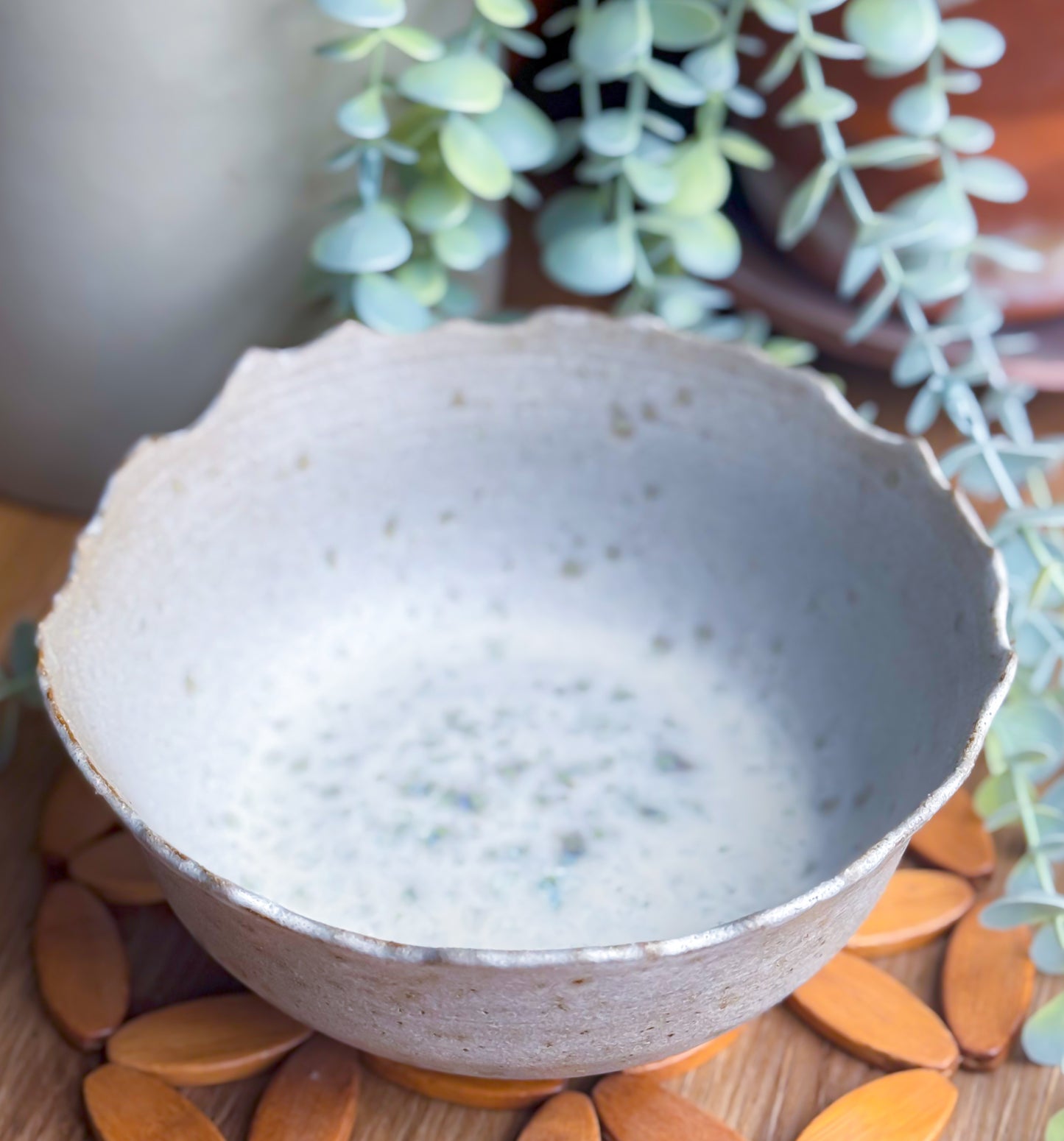 Live Edge Country Cottage Medium Serving Bowl