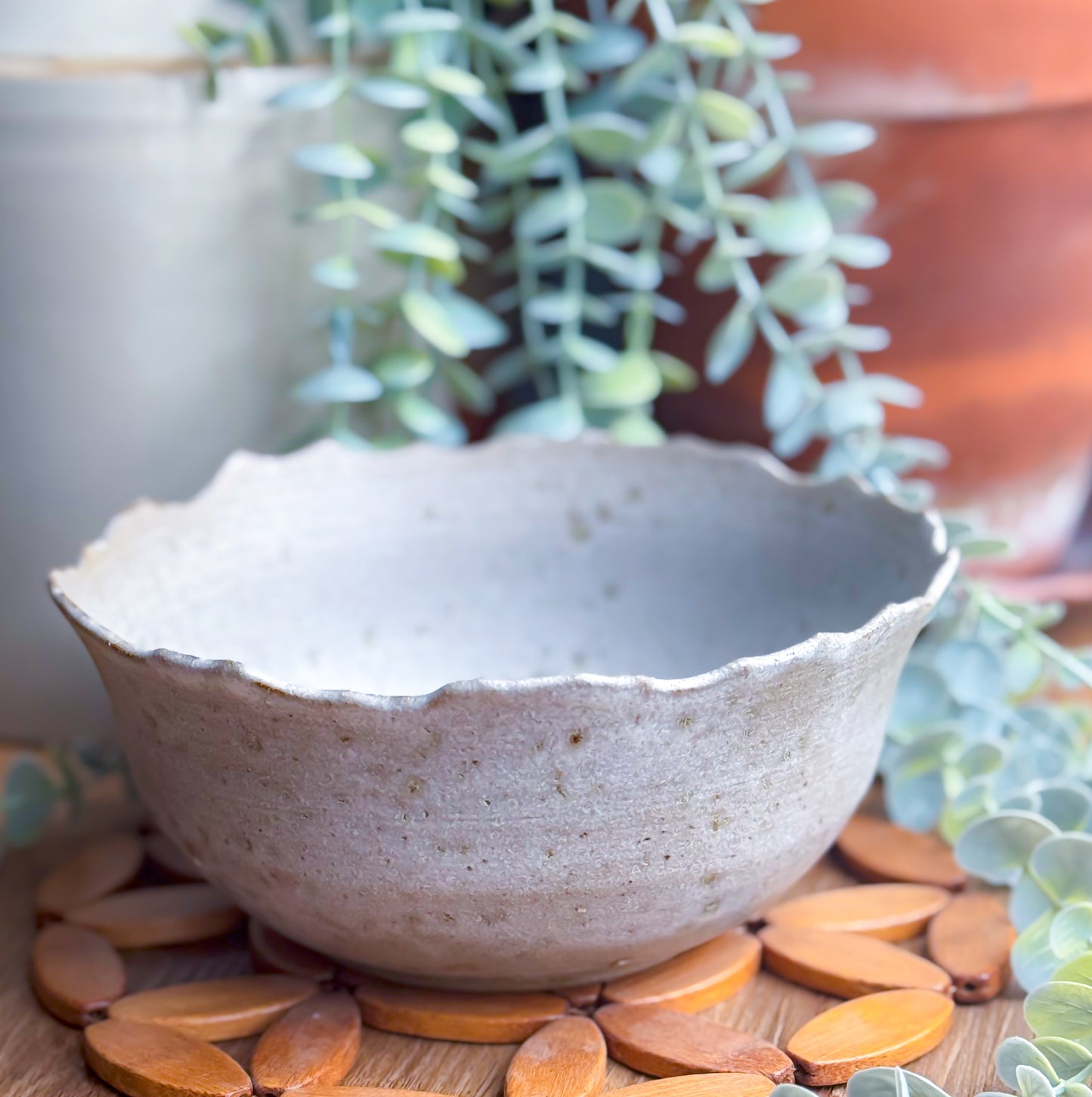 Live Edge Country Cottage Medium Serving Bowl