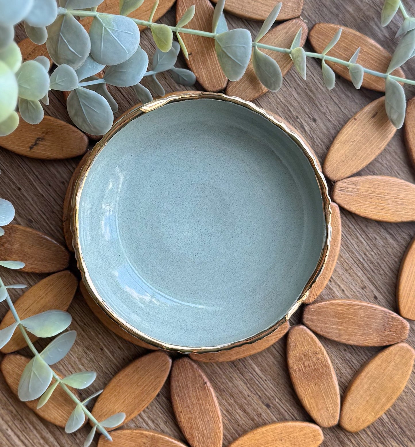 24k Gold Trimmed Accent Dish