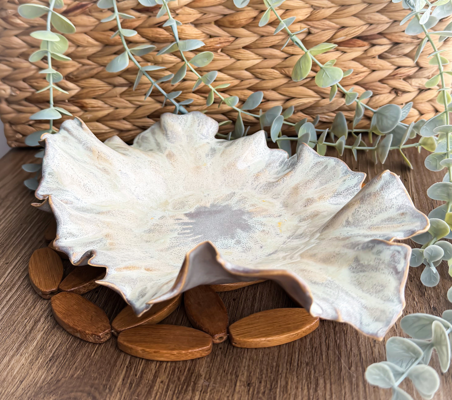 Ivory Tide Ruffle Dish