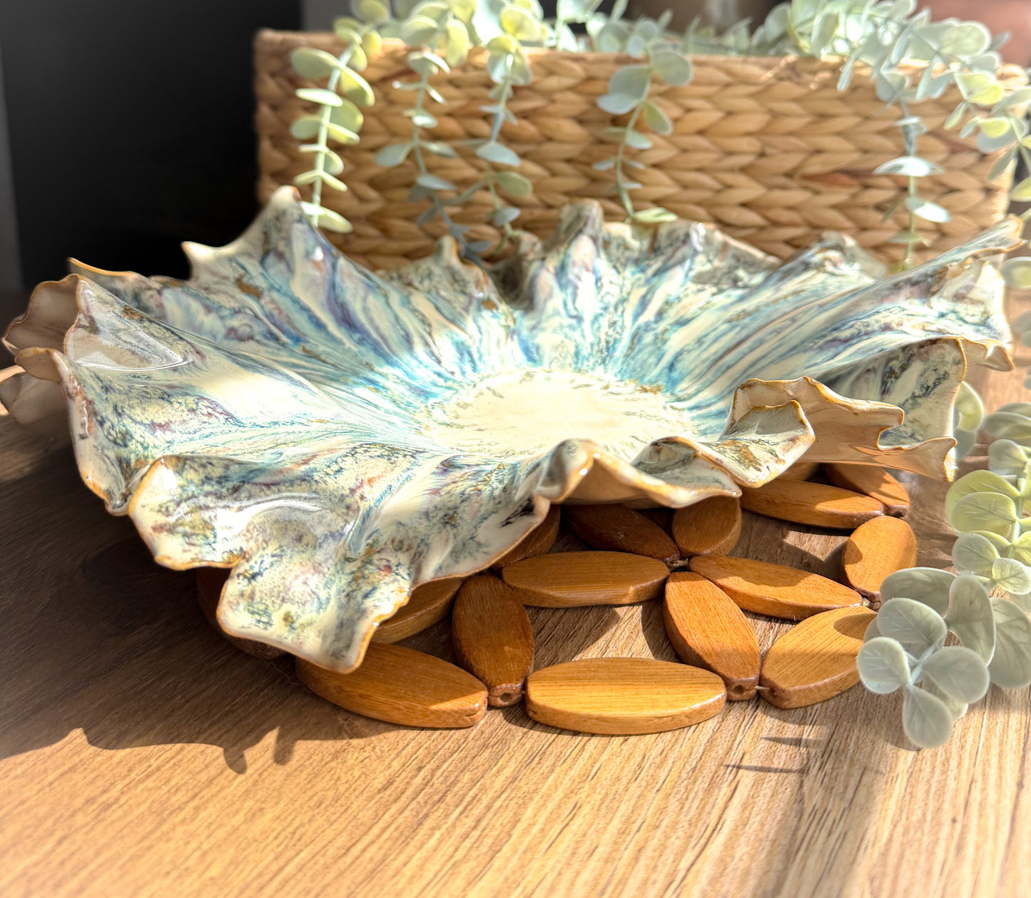 Ocean Radiance Ruffled Dish