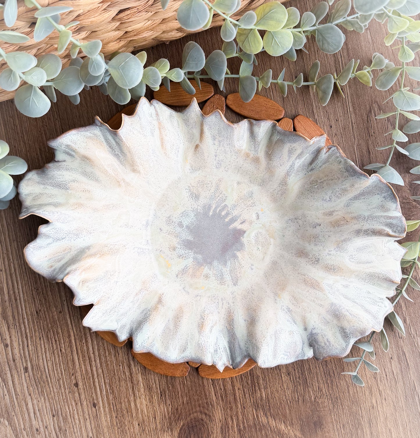 Ivory Tide Ruffle Dish