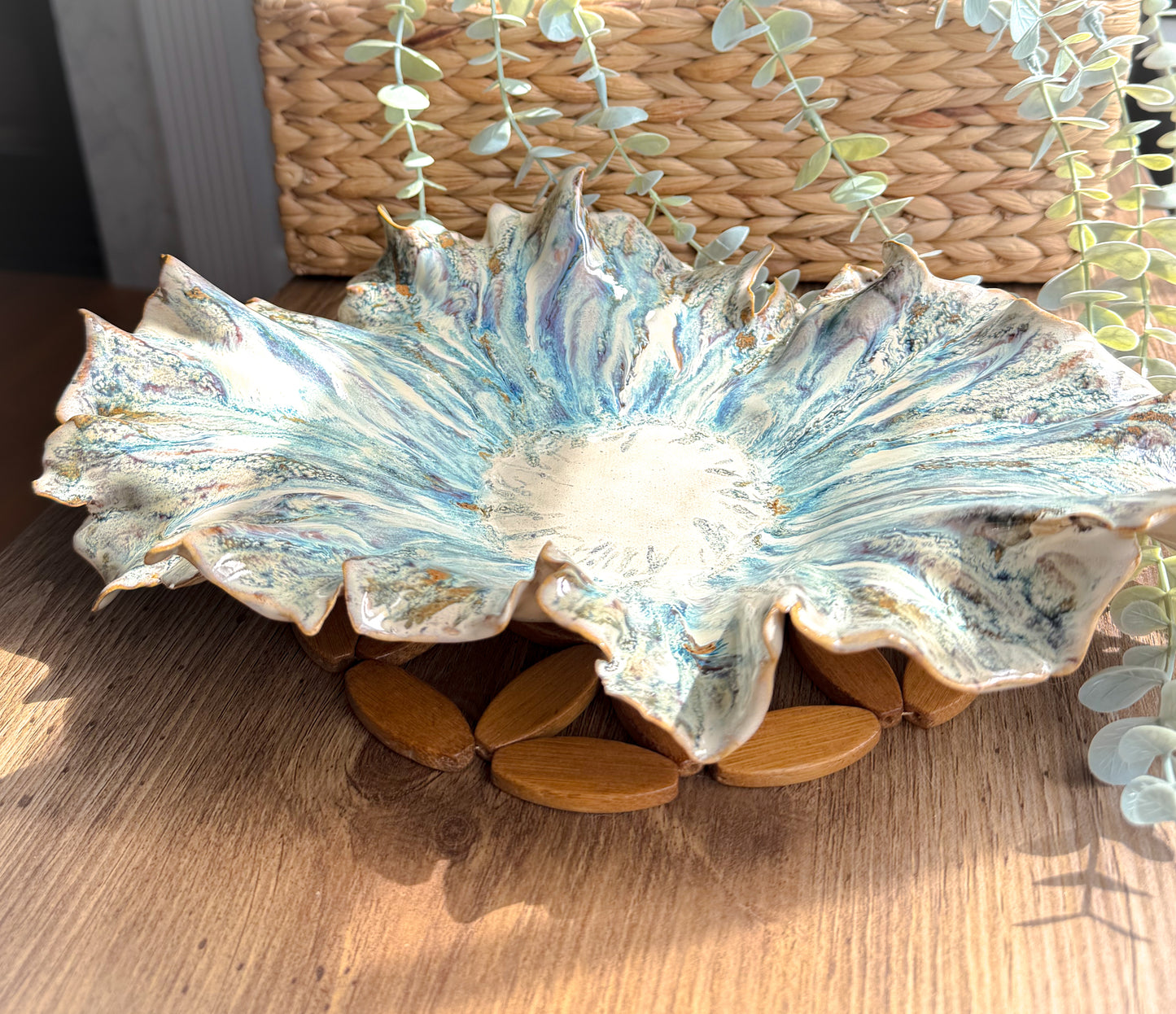 Ocean Radiance Ruffled Dish