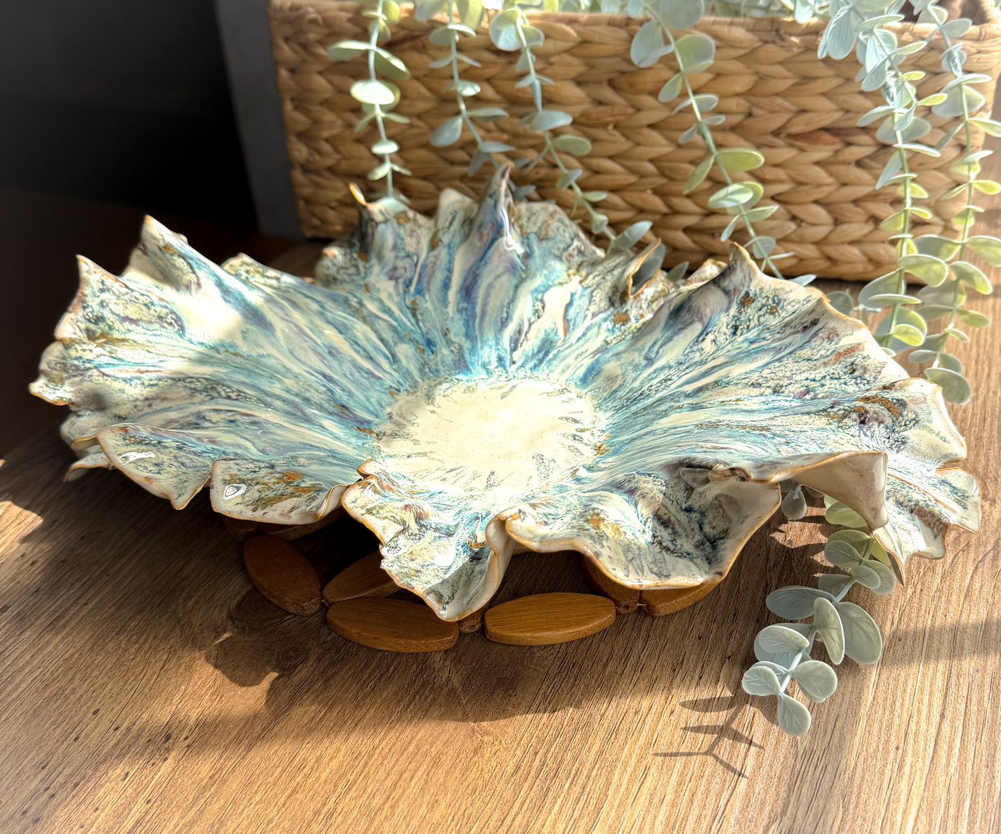 Ocean Radiance Ruffled Dish