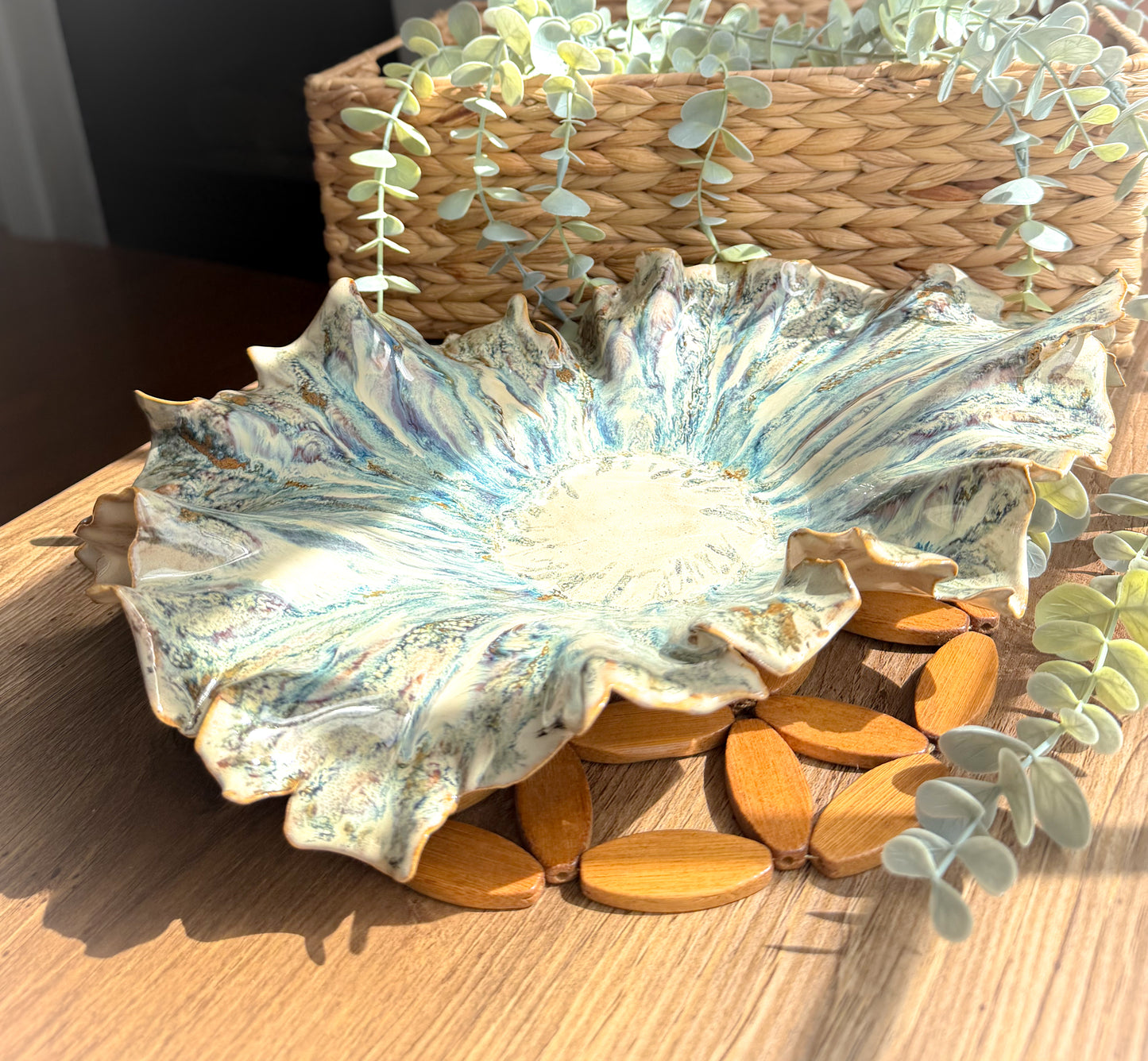 Ocean Radiance Ruffled Dish