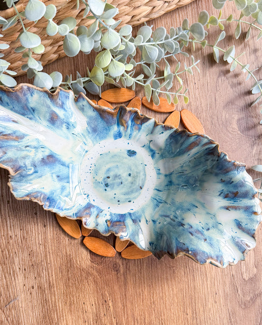Ocean Crest Ruffled Dish
